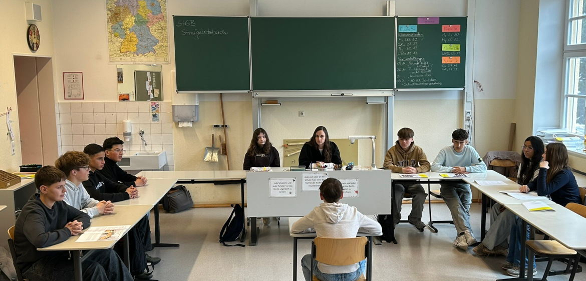 nachgestellte Gerichtsverhandlung